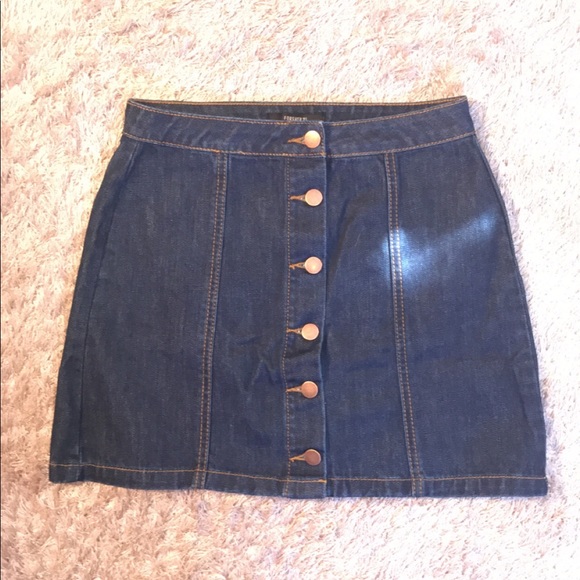 Forever 21 Dresses & Skirts - NWOT Forever 21 button up denim miniskirt